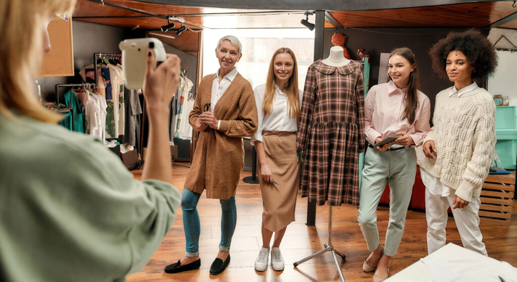 Rencontrez l’équipe de Simpl Vintage : Qui se cache derrière les coulisses ?